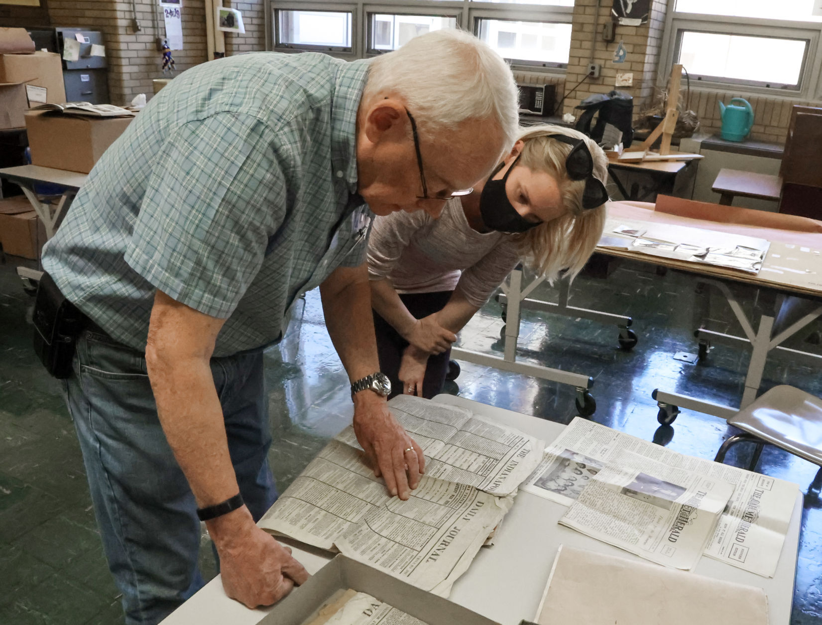 School City of Hammond opened vault with artifacts from early 1900s
